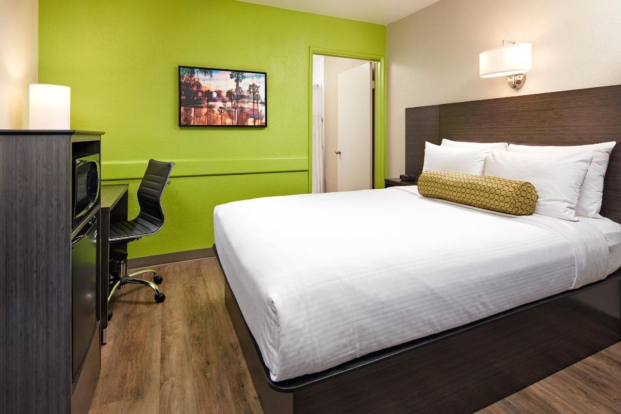 Surestay Hotel By Best Western San Diego Pacific Beach Exterior photo
